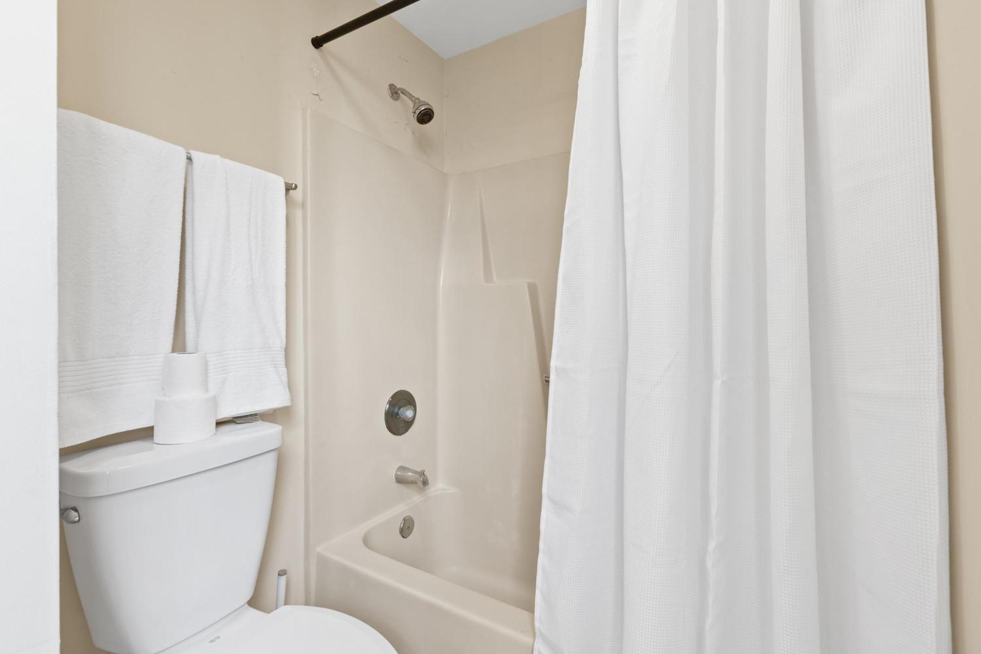 Bright And Cozy 1-Br Condo, Wifi Wilmington Dış mekan fotoğraf