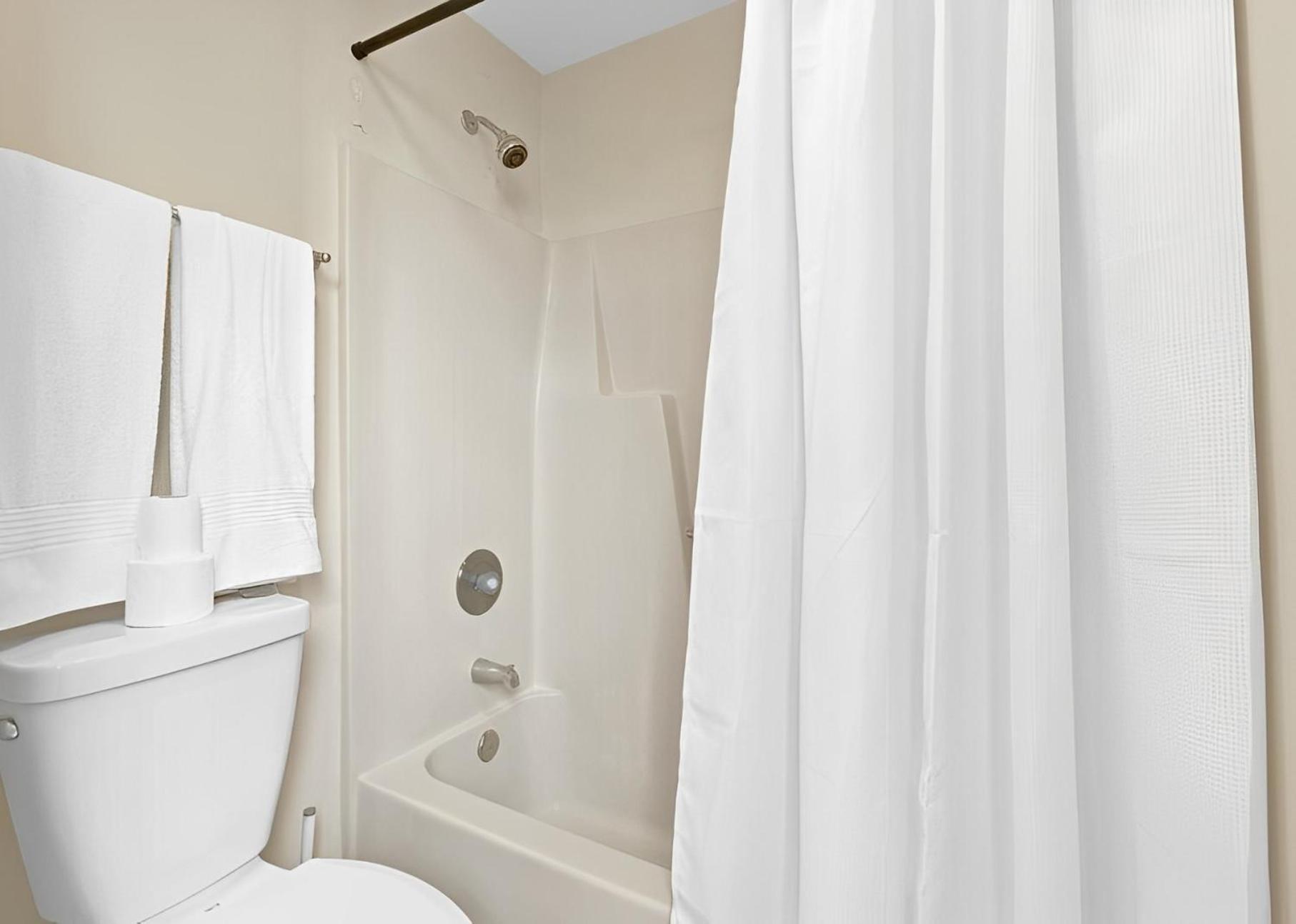 Bright And Cozy 1-Br Condo, Wifi Wilmington Dış mekan fotoğraf